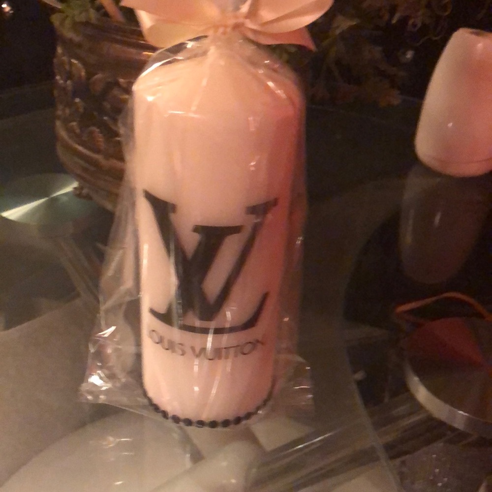 COPY - LV candle
